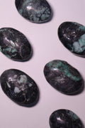 emerald crystal palm stone