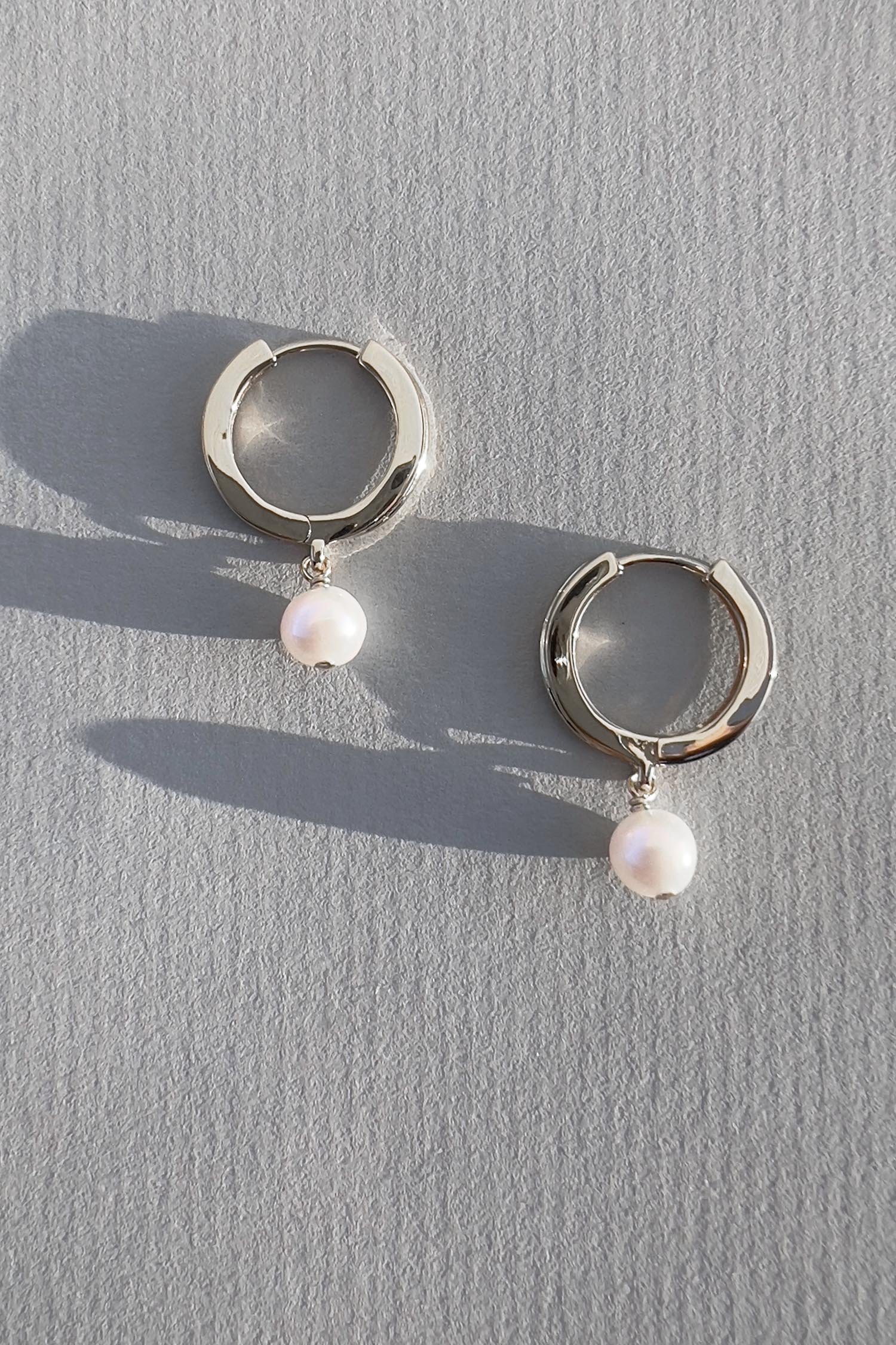 Paloma Pearl Huggies Sterling Silver
