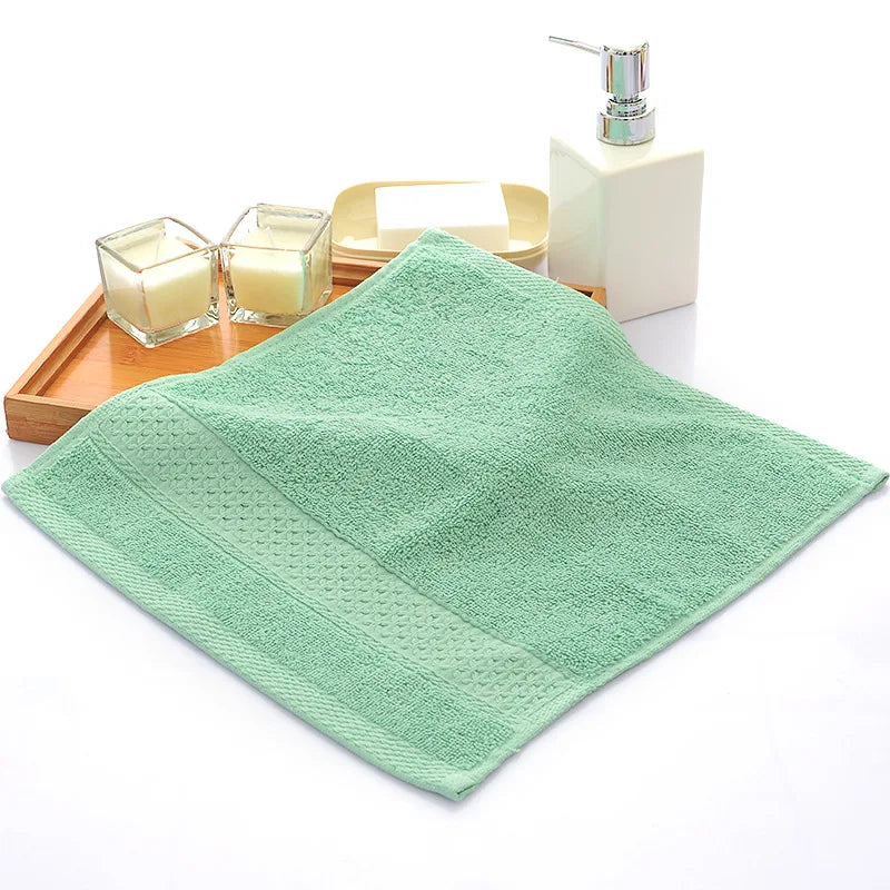 100% Cotton Face Towel 34 x 34 cm (13.4 x 13.4 in) Soft Square Washcloth for Kids & Adults Absorbent Facial Hand Towel