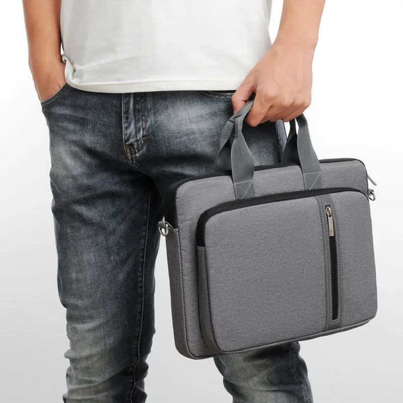Laptop Sleeve Messenger Bag 13–17 Inch — Polyester Protective Case