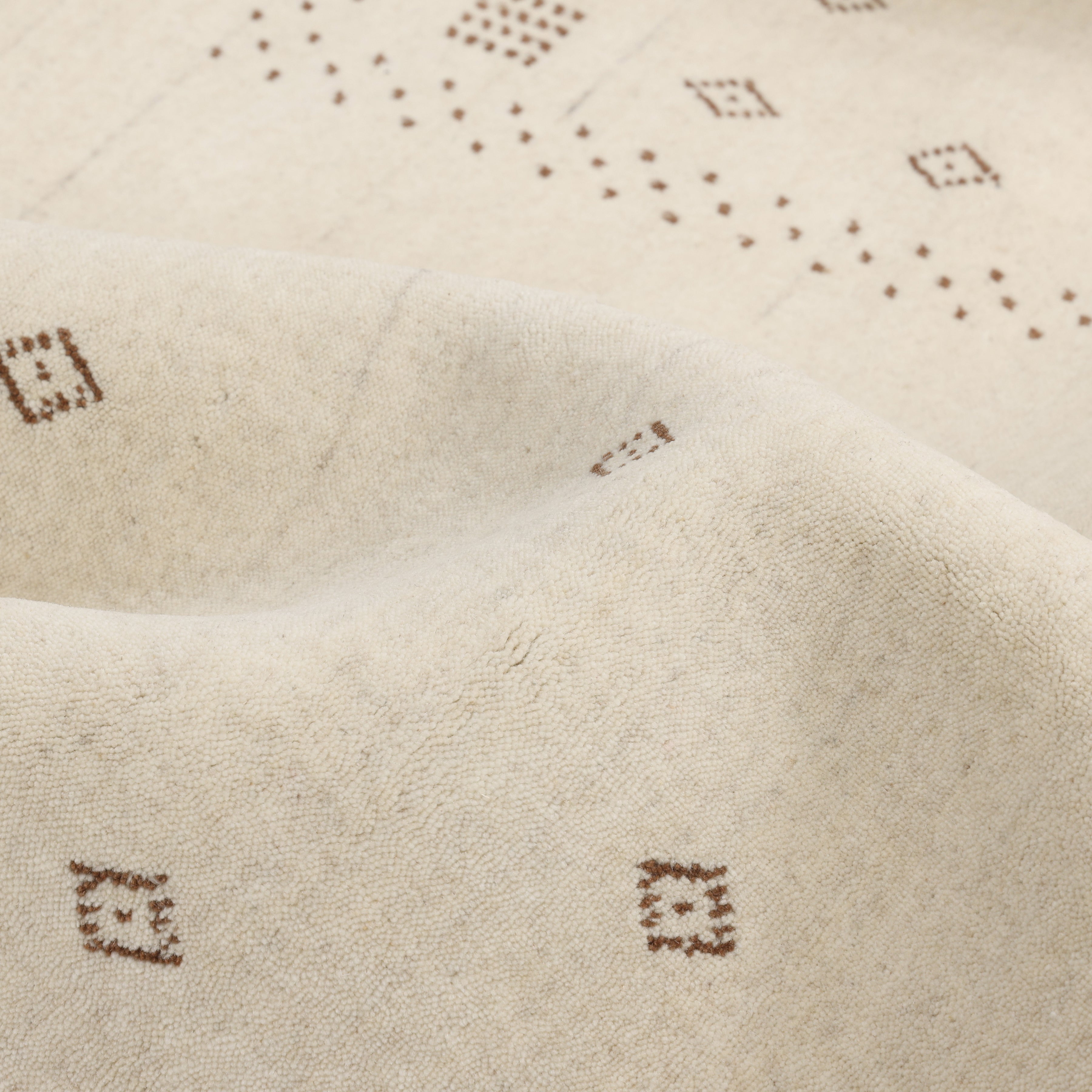 Simi, Handmade Area Rug - Ivory
