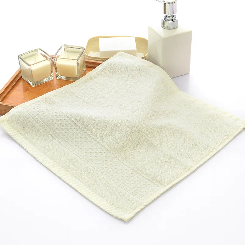 100% Cotton Face Towel 34 x 34 cm (13.4 x 13.4 in) Soft Square Washcloth for Kids & Adults Absorbent Facial Hand Towel