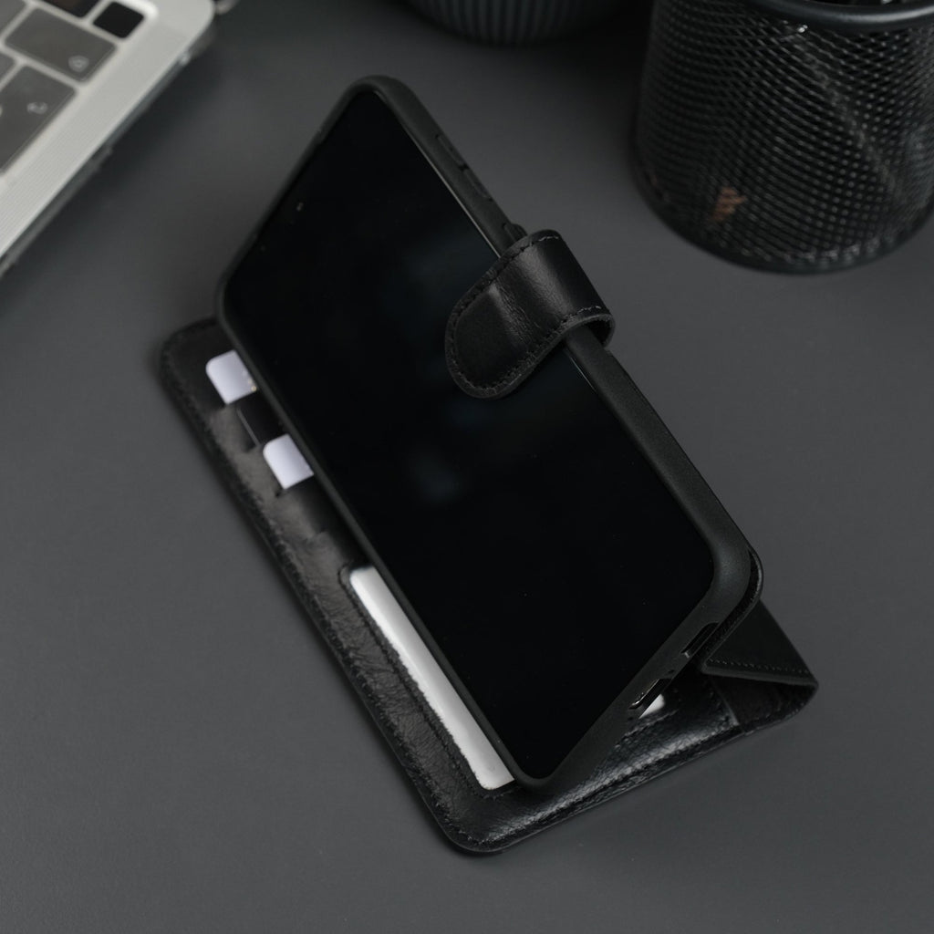 Leather Samsung Galaxy S25 Plus Wallet Case | Buffalo