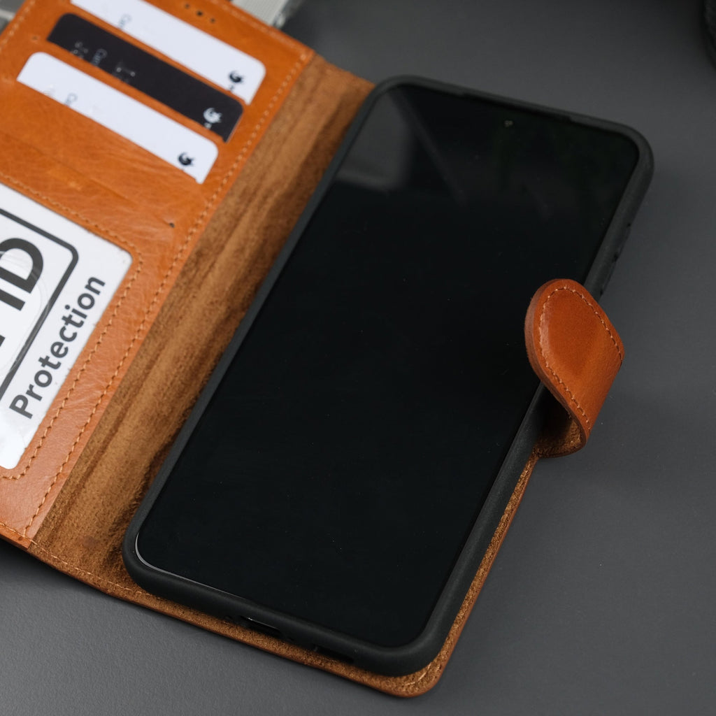 Leather Samsung Galaxy S25 Plus Wallet Case | Buffalo