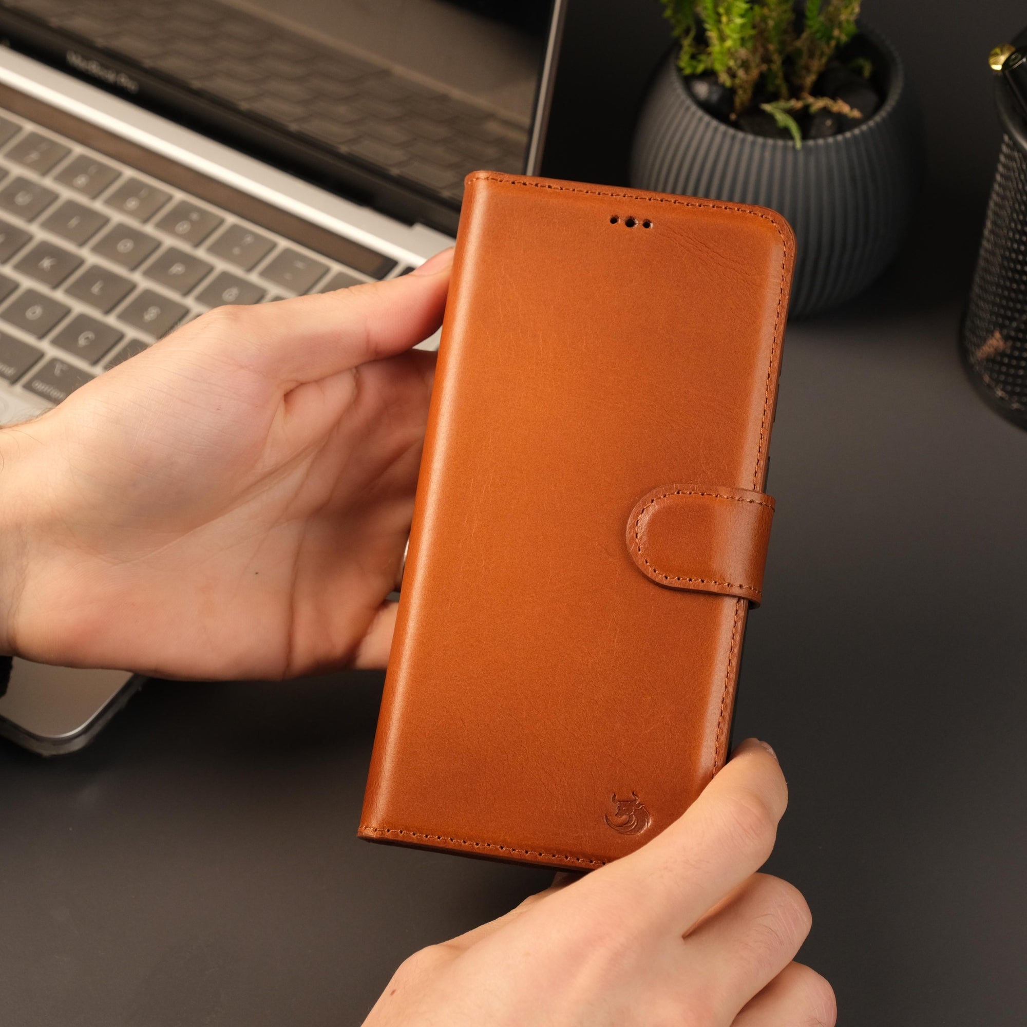 Leather Samsung Galaxy S25 Plus Wallet Case | Buffalo